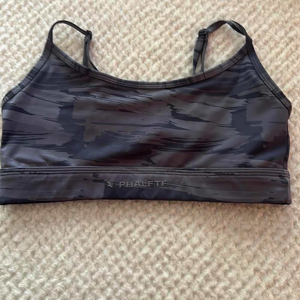 Sports bra